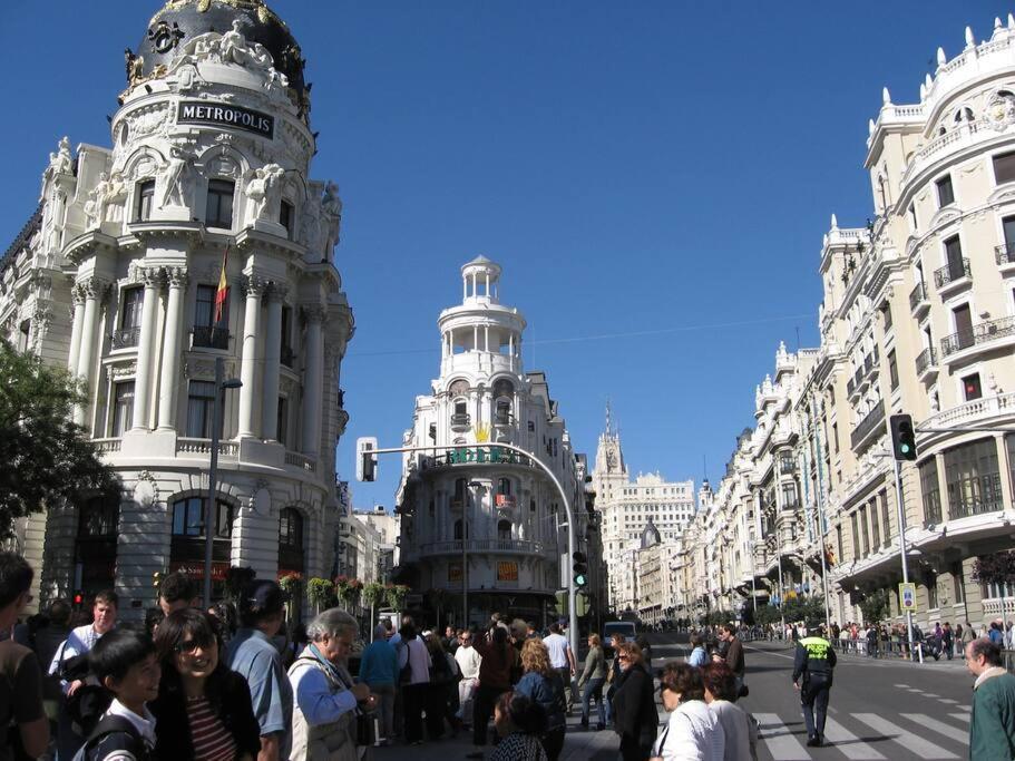 Flat For Groups 8 People In Gran Via-Cgrac4 Apartment มาดริด ภายนอก รูปภาพ